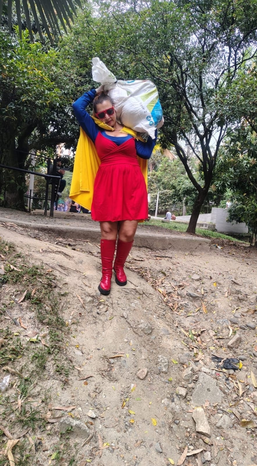 Acción solidaria de Supercolombia